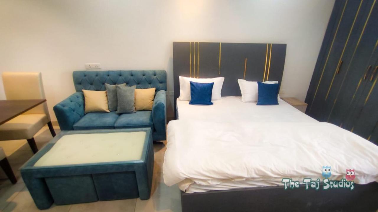 Taj Studios-Serviced Studio Apartment Noida Exteriör bild